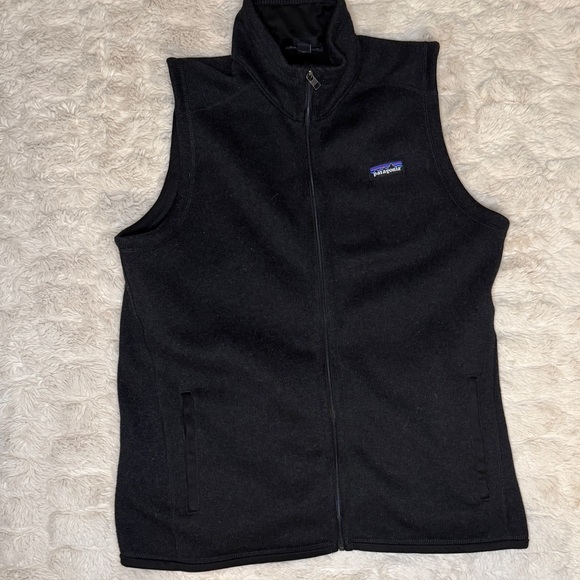 Patagonia Jackets & Blazers - Patagonia Black Women's Vest